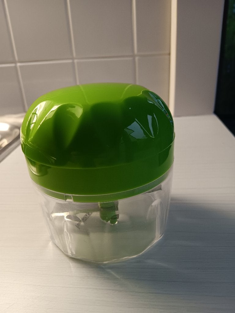 Ajuin snijder zo goed als nieuw, Overige typen, Ophalen, Zo goed als nieuw, Groen