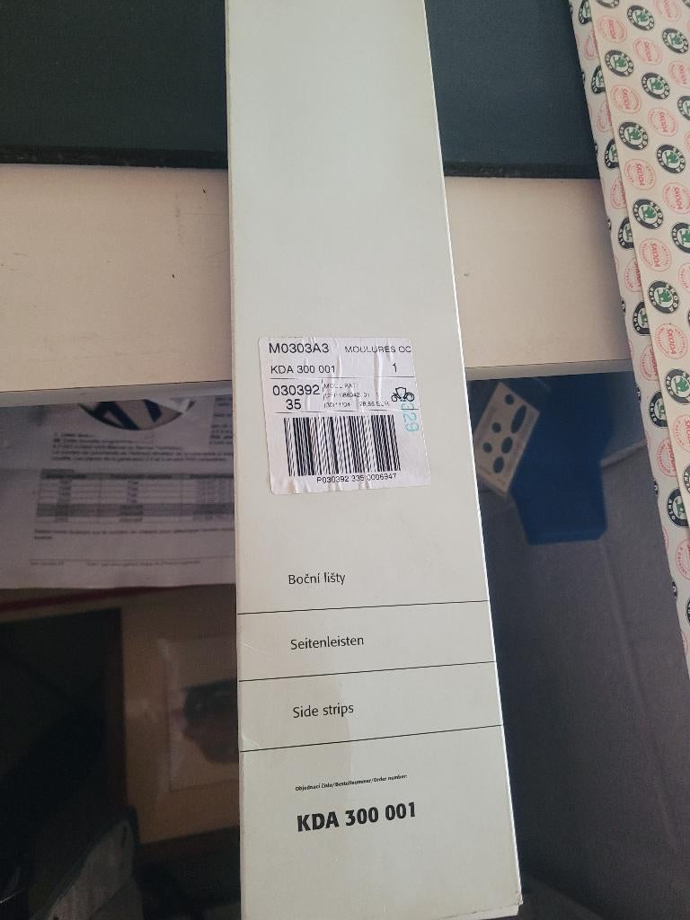 Moulures de porte d'origine Skoda Octavia I - NEUF (OEM), Enlèvement, Neuf, Skoda, Porte