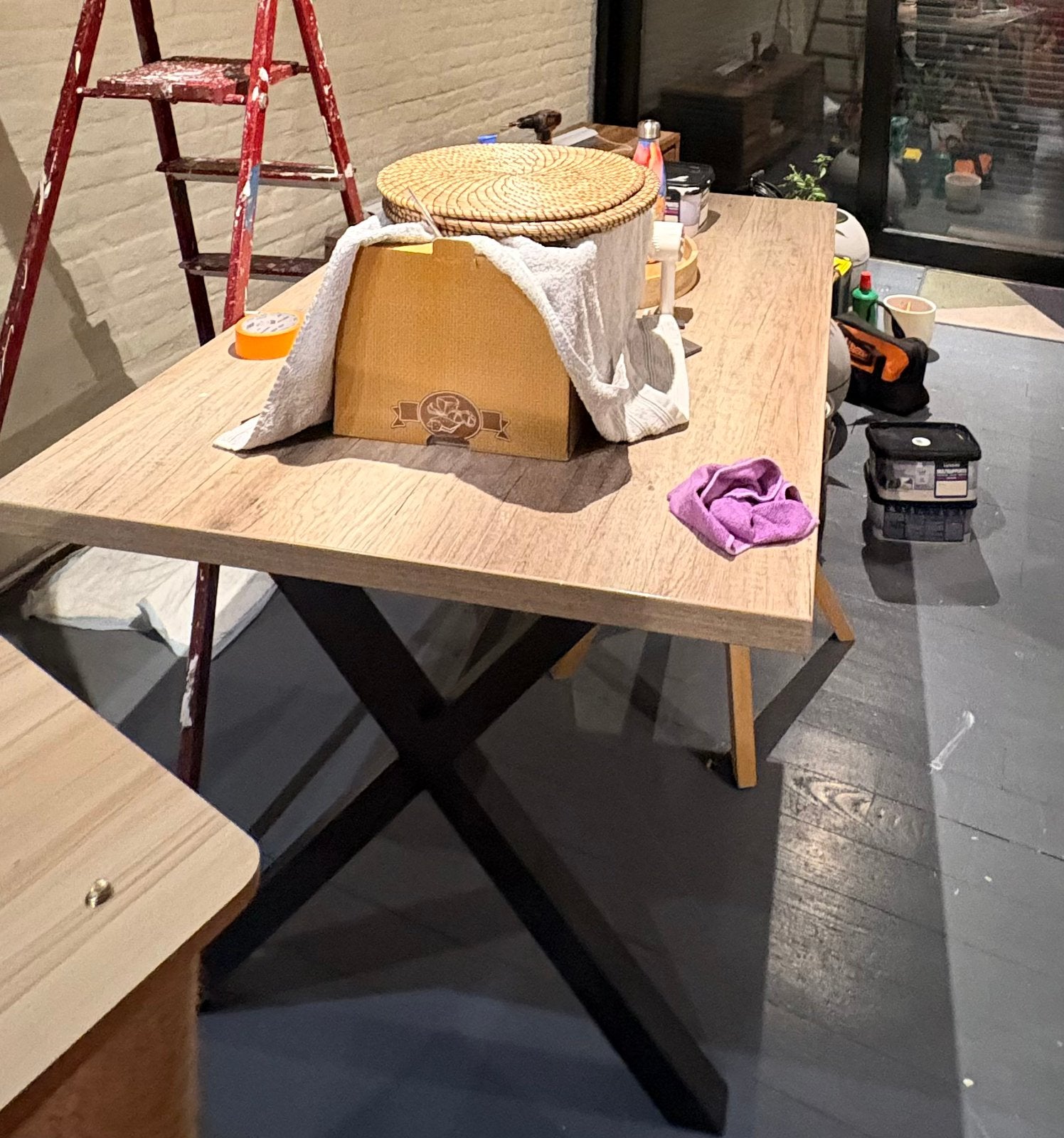 Table, Enlèvement, Comme neuf