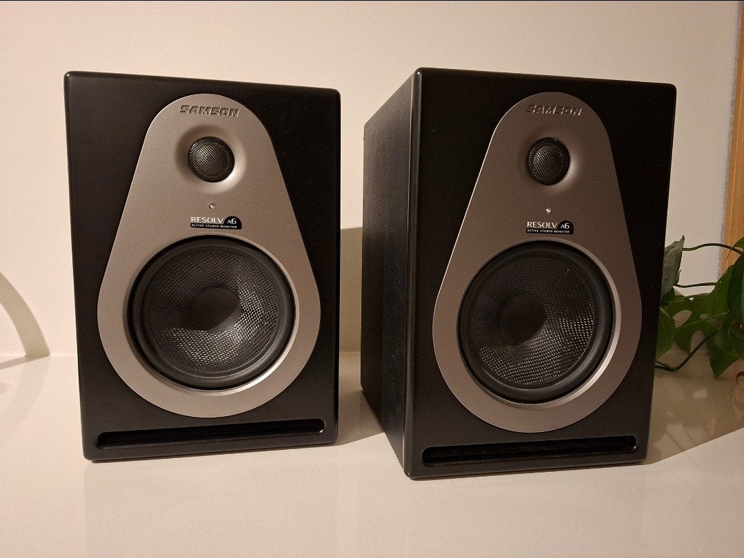 Samson Resolv A6 luidsprekers/studiomonitors, TV, Hi-fi & Vidéo, Autres marques, Moniteur de studio, 60 à 120 watts, Comme neuf