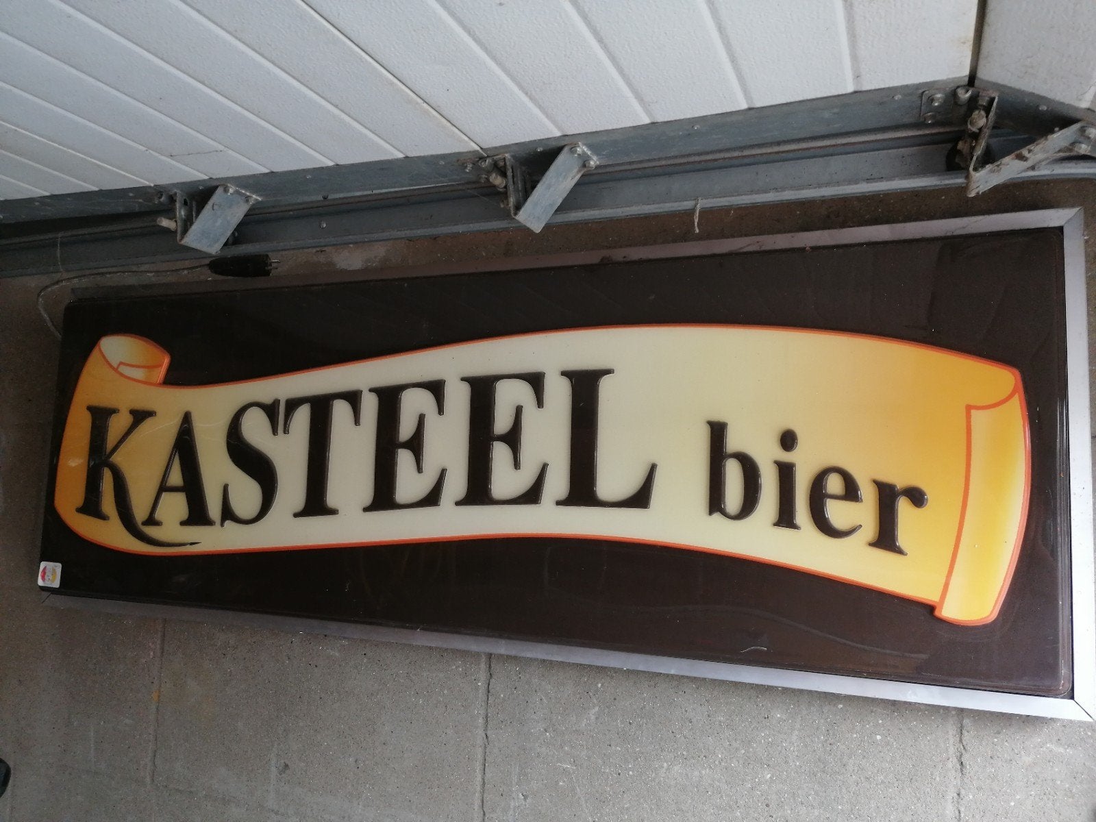 Bière de château illuminée, Enlèvement, Comme neuf, Panneau publicitaire