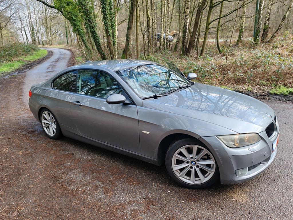 Bmw E92 320D euro 5 boîte auto, Autos, BMW, Particulier, ABS, Euro 5, Enlèvement