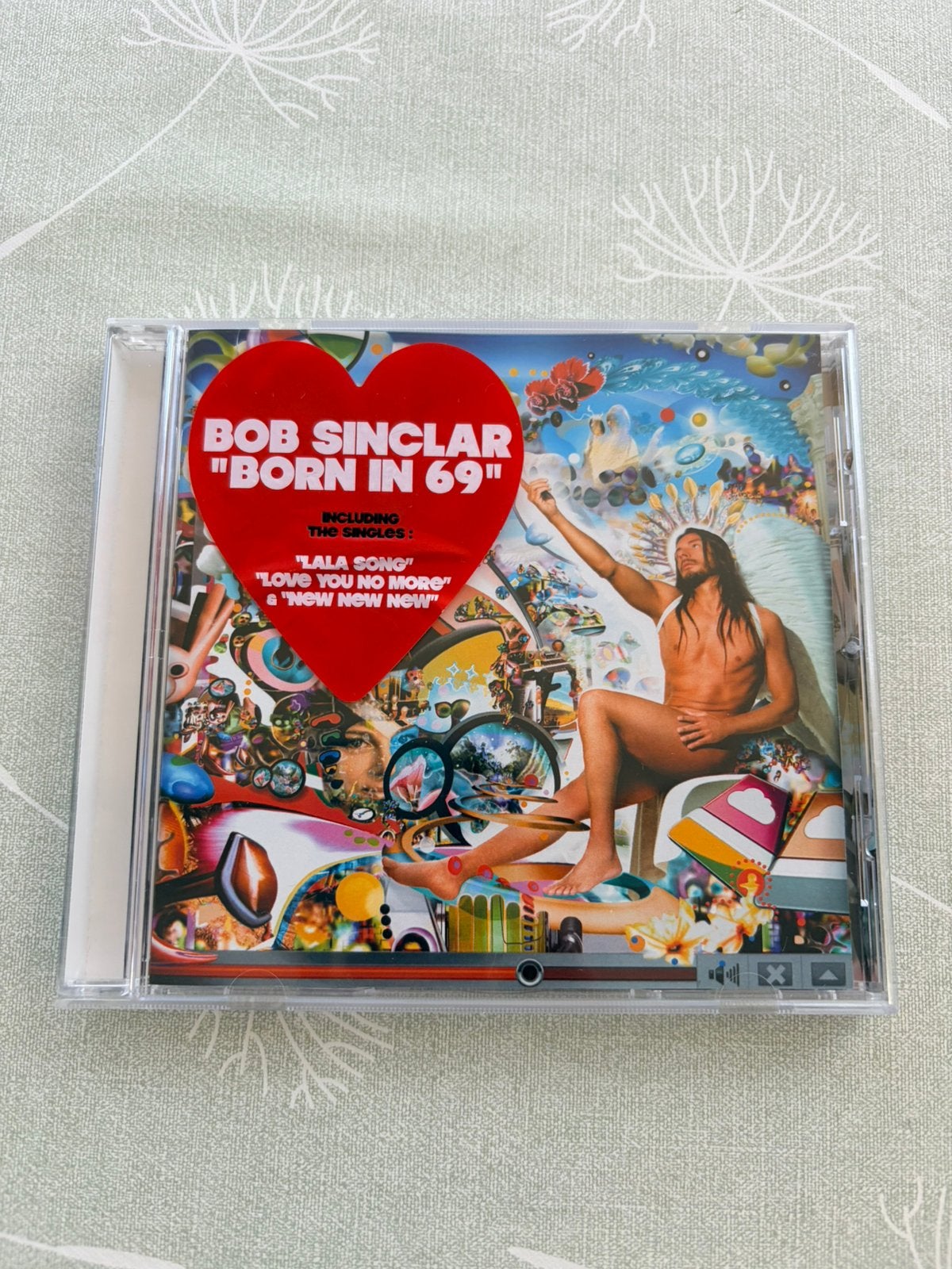 CD Bob Sinclar - Born in 69, CD & DVD, CD | Dance & House, House, Enlèvement ou Envoi, Comme neuf, Comprend un livret