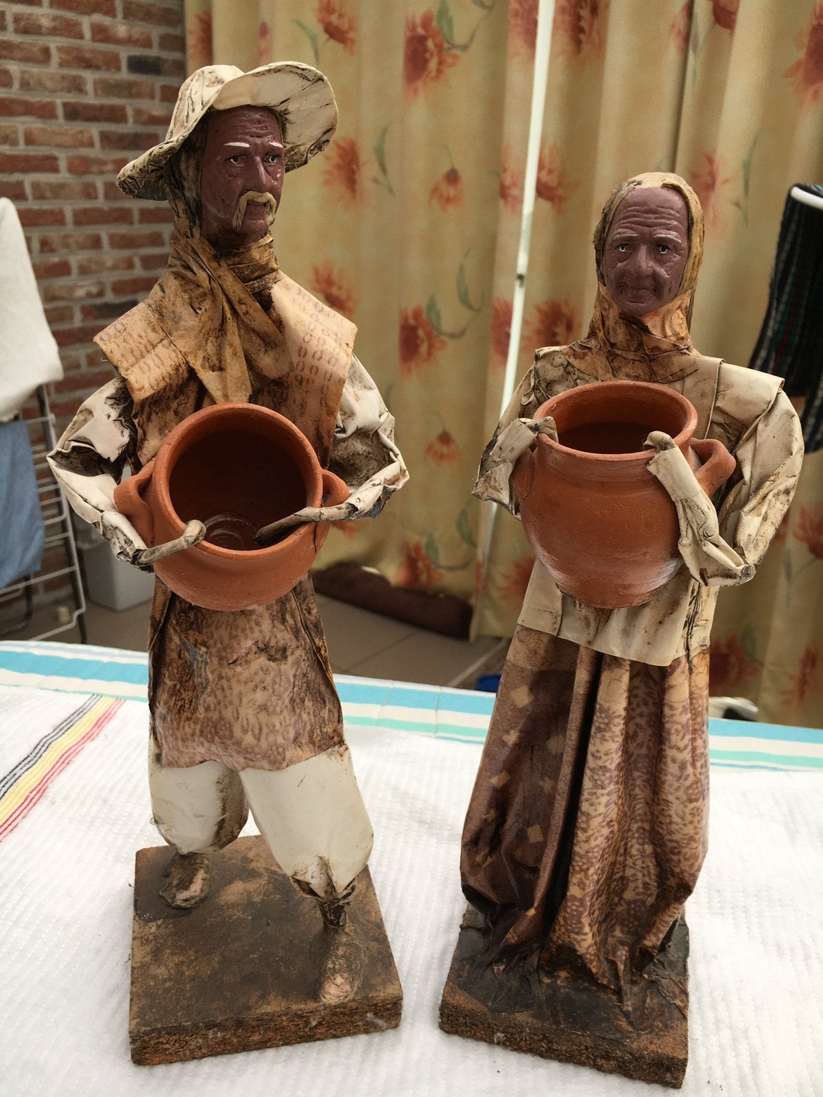 Set van 2 zeer exclusieve handgemaakte beeldjes man-vrouw, Antiek en Kunst, Ophalen, Overige onderwerpen, Handgemaakt, Beeld