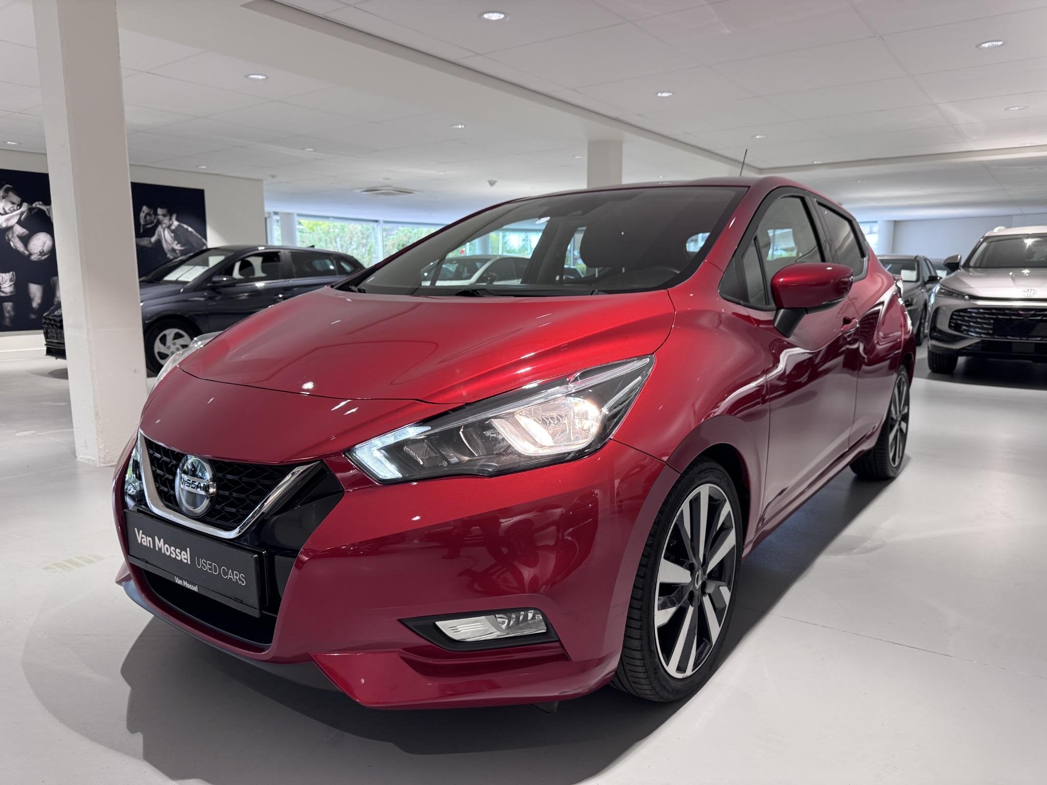 Nissan Micra 1.0 IG-T Xtronic Visia (automatique), Rouge, 1069 kg, Entreprise, Carnet d'entretien