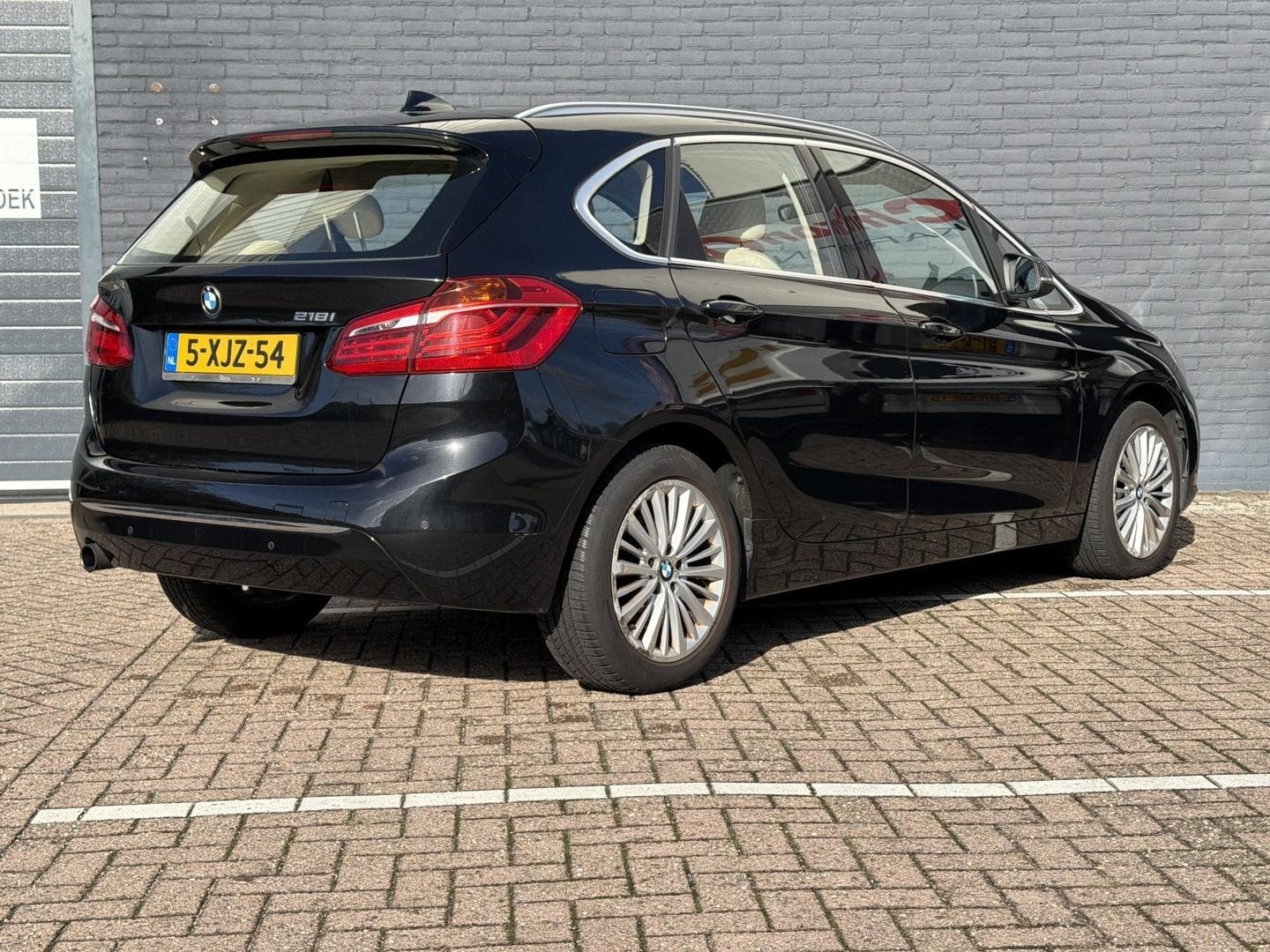 BMW 218 Active Tourer 2-serie 218i High Executive | Leder |, Autos, Achat, Entreprise, Boîte manuelle, 115 g/km