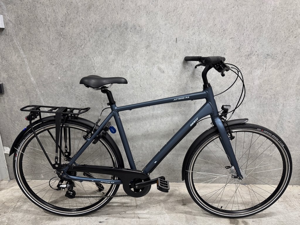 Giant Attend RS-3 herenfiets | zo goed als nieuw, Fietsen en Brommers, Ophalen, Velgrem, Versnellingen, Giant