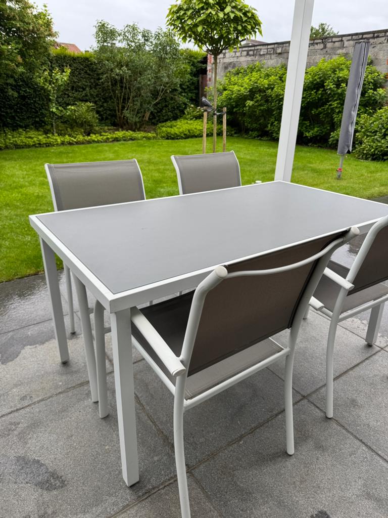 Tafel met 4 stoelen, Tuin en Terras, Ophalen, 4 zitplaatsen, Gebruikt, Aluminium
