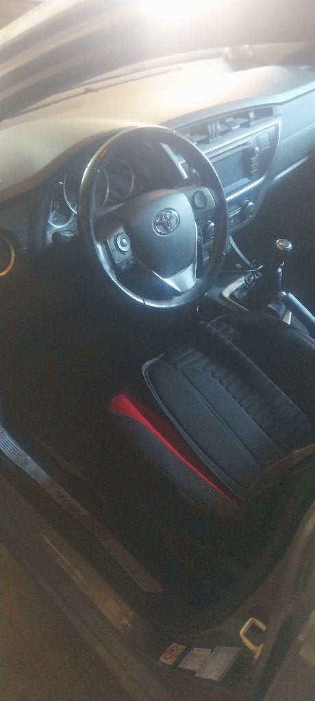 A VENDRE TOYOTA AURIS, Auto's, Voorwielaandrijving, Euro 5, Stof, Zwart