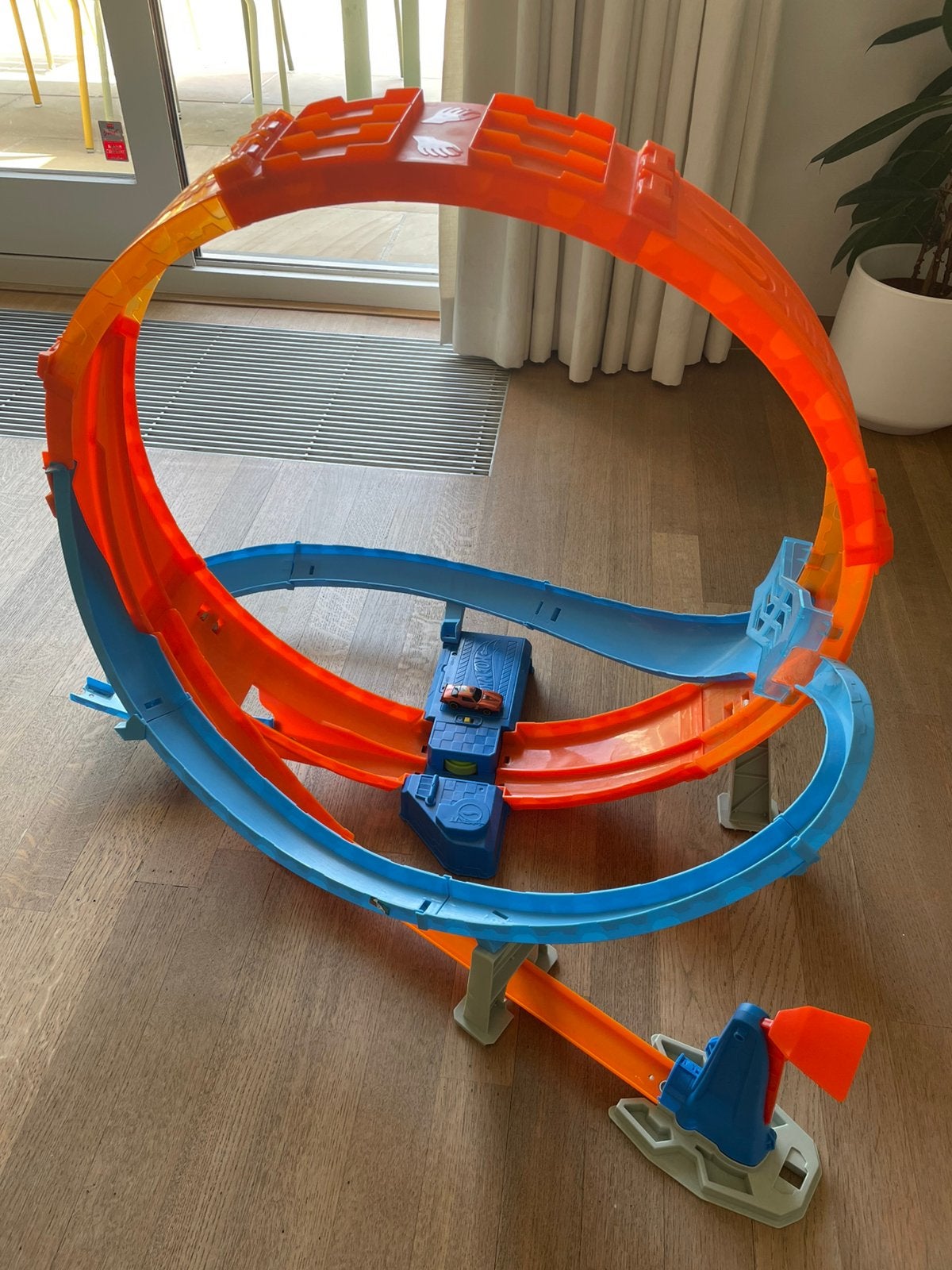 Hot Wheels Looping infernal, Ophalen