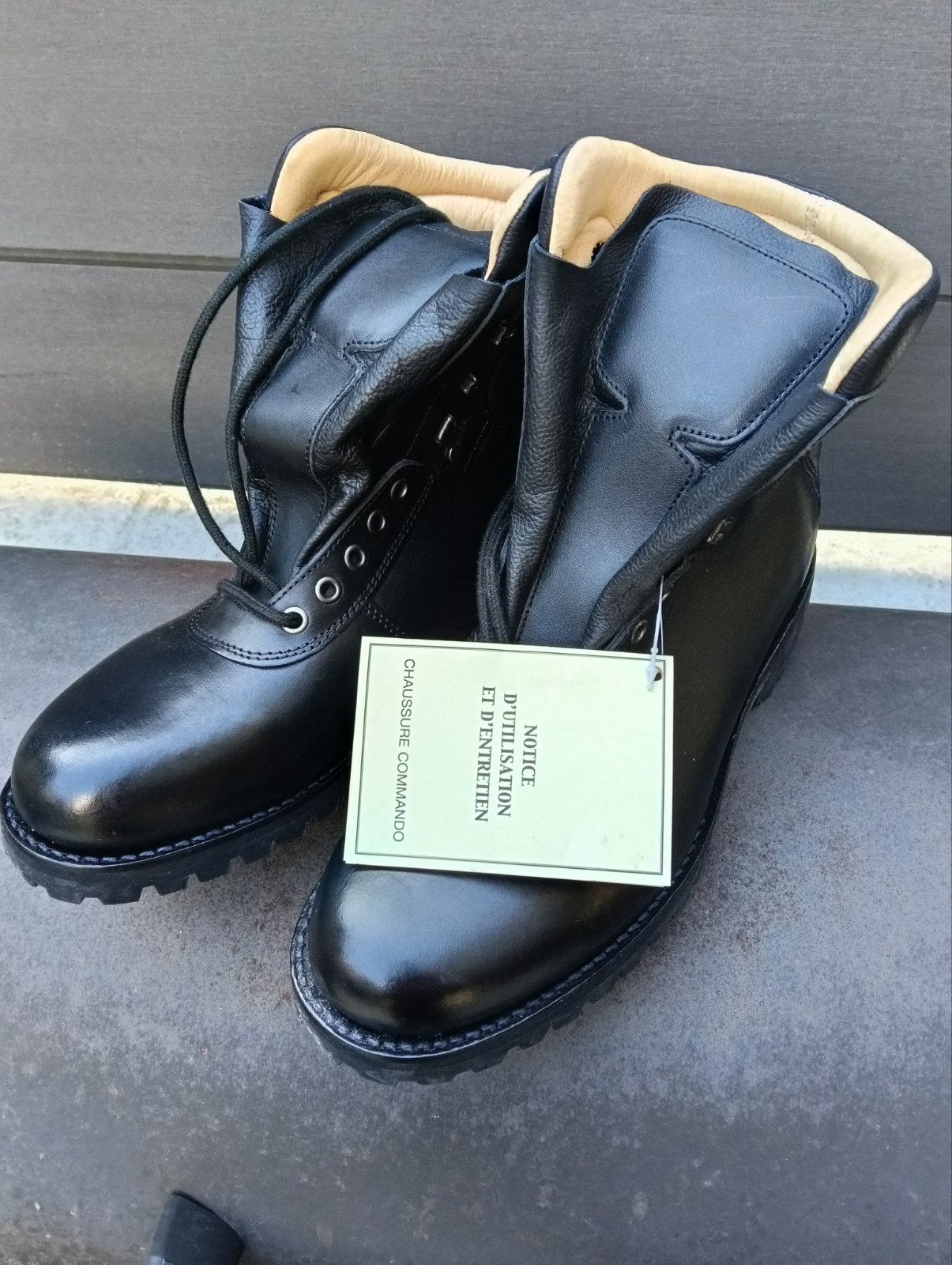 chaussures rangers Commando neuf, Neuf, Garçon, Enlèvement ou Envoi, Chaussures