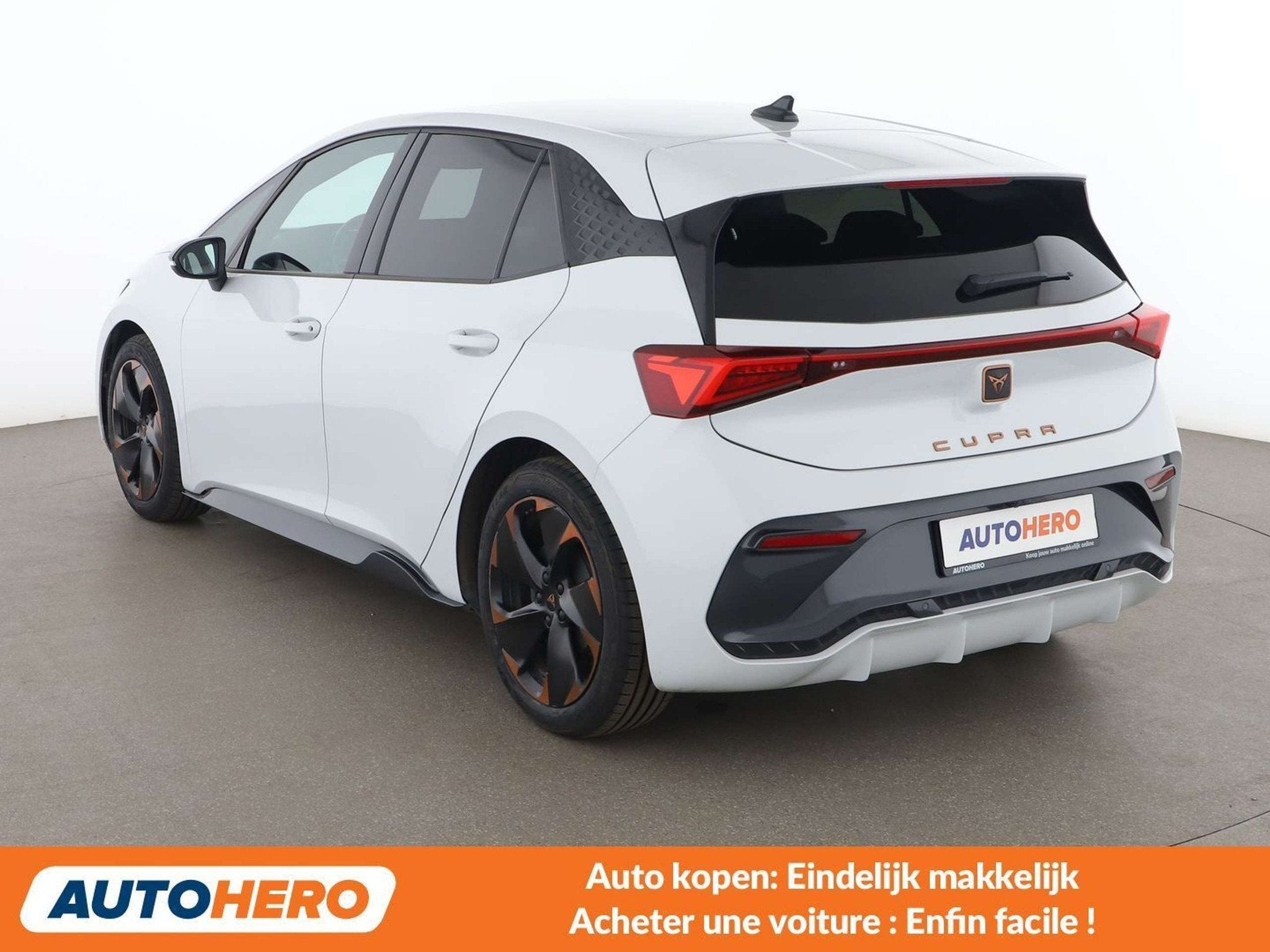 CUPRA Born electric drive 150 kW (automatique), Autos, Achat, 1811 kg, https://public.car-pass.be/vhr/8f90d730-333d-41c0-8476-5cf30696f732