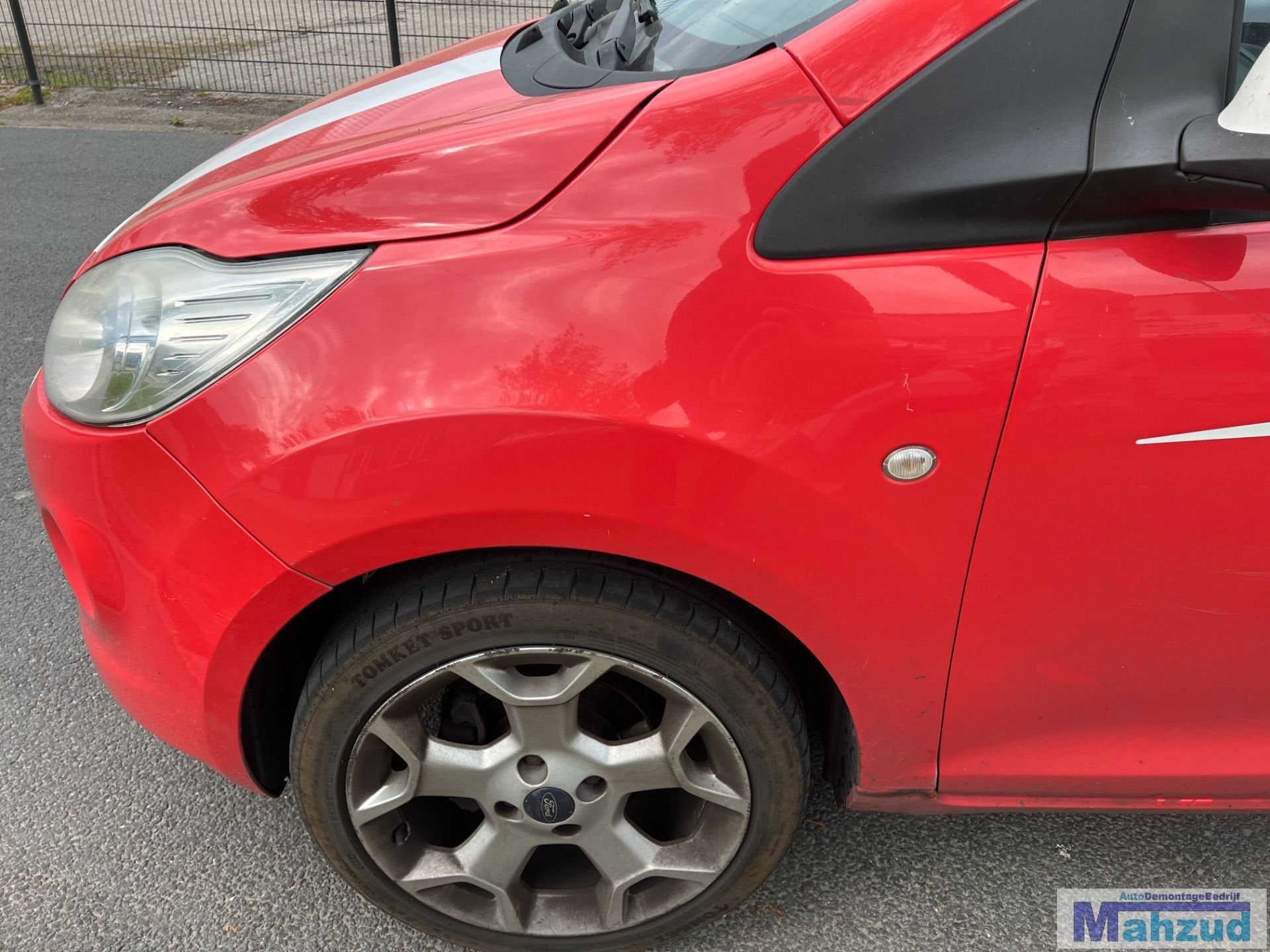 FORD KA 2 Rood 8P links voorscherm zijscherm 2008-2016, Gebruikt, Info@ford.com, Ford, Ford Motor Company