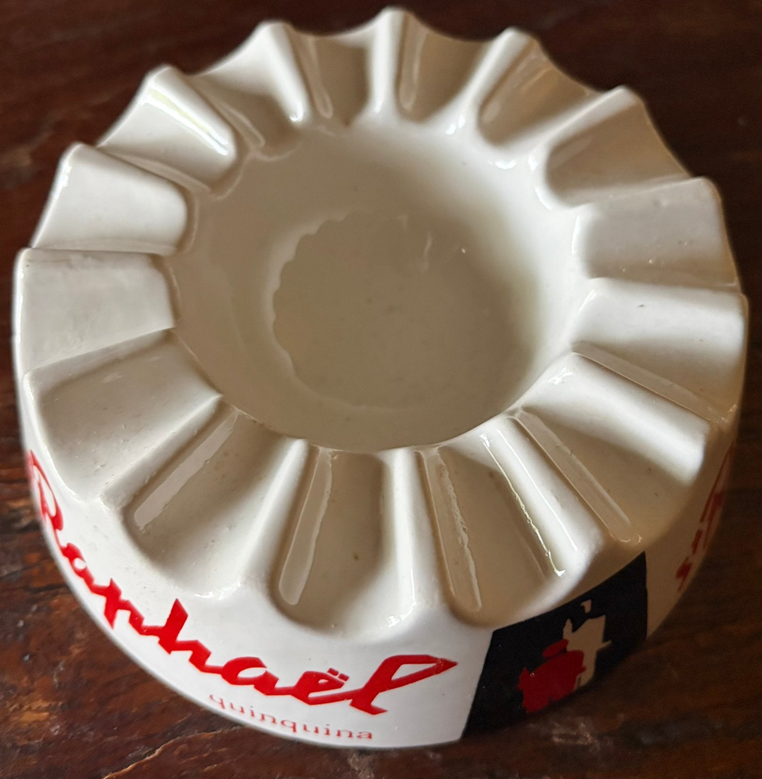 St Raphael Quinquina asbak porcelain, Verzamelen, Ophalen of Verzenden, Gebruikt, Gebruiksvoorwerp