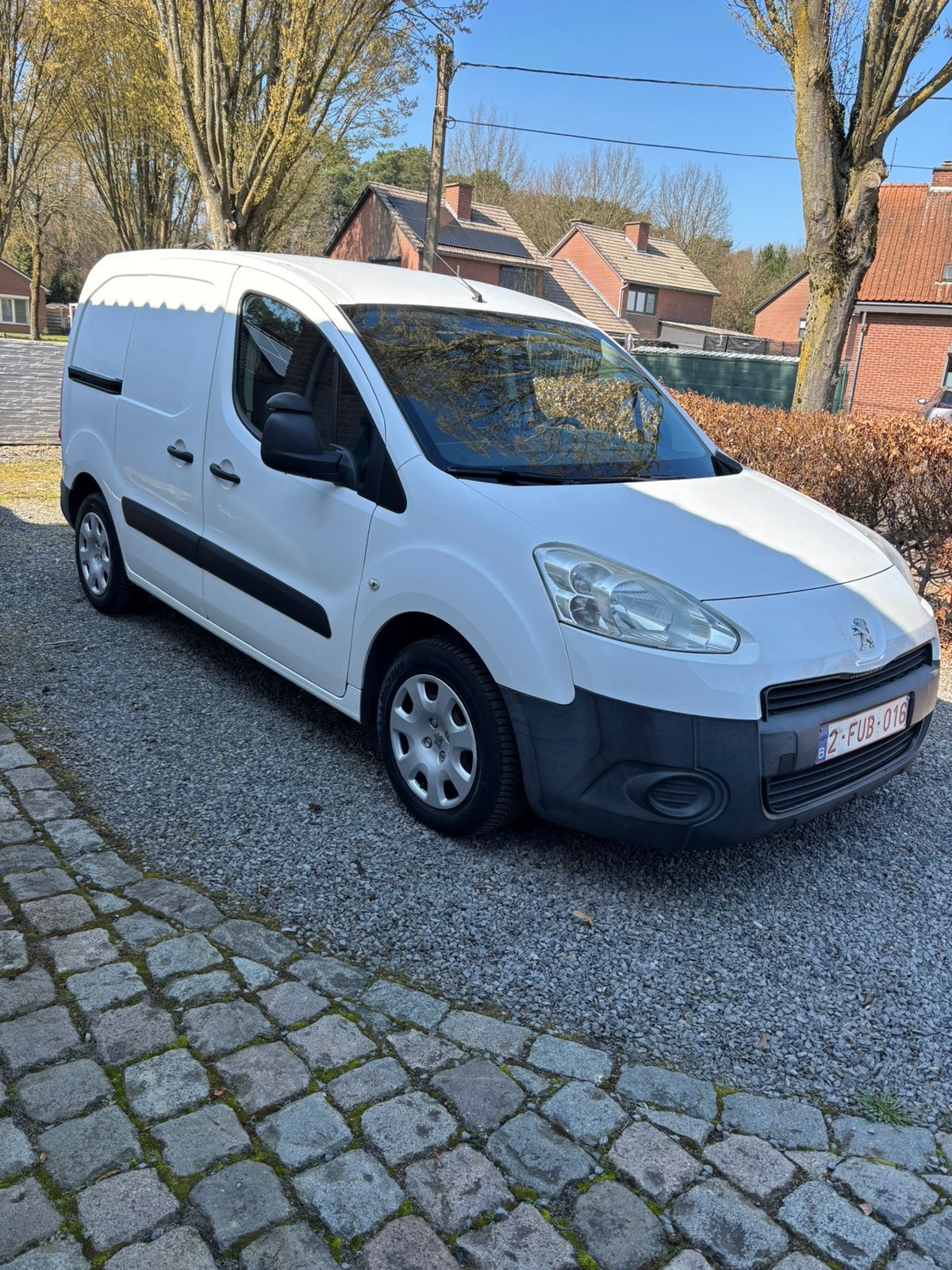 Peugeot Partner Peugeot Partner 1.6 HDi – 2014 – 153500 km, Euro 5, Achat, Boîte manuelle, Diesel