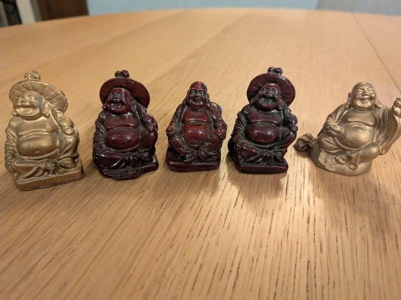 Lot de 5 bouddhas vintage en résine., Enlèvement