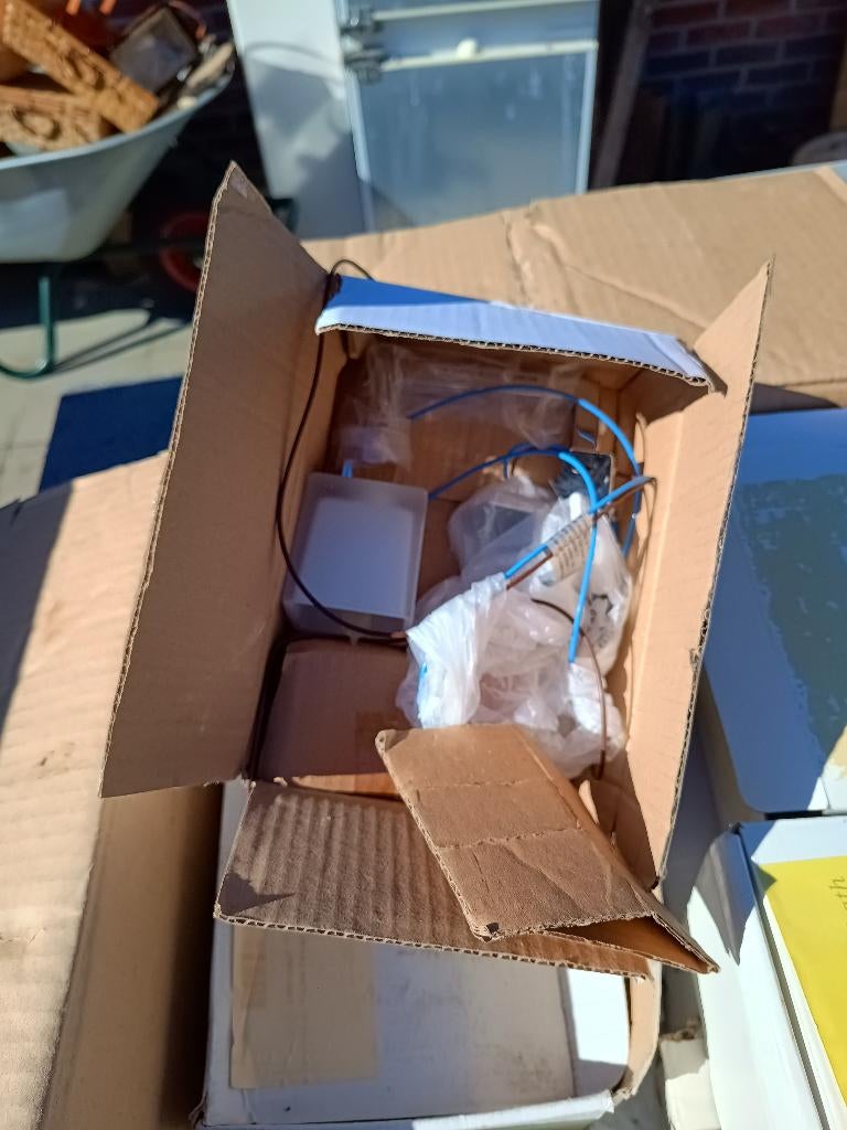 Doos met diverse spots badkamer - nieuw, Maison & Meubles, Lampes | Spots, Neuf, Halogène, Spot encastrable ou Spot mural, Enlèvement