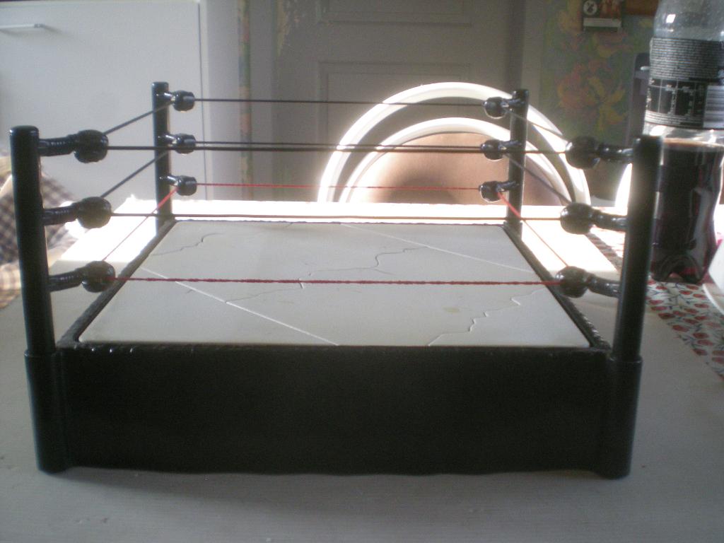 WWE worstelring, Ophalen of Verzenden, Gebruikt