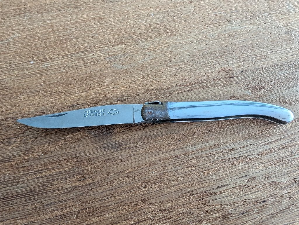 Zakmes Laguiole veritable wit handvat, Ophalen of Verzenden, Zo goed als nieuw