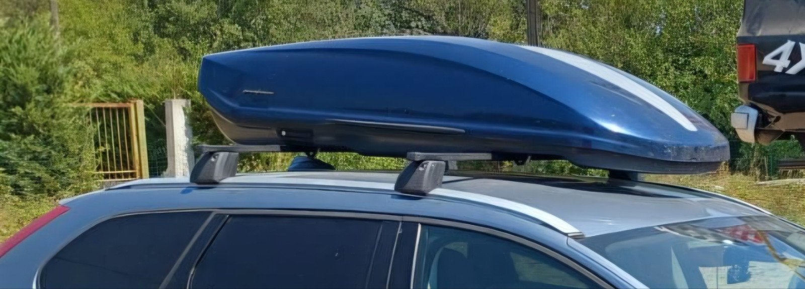 Coffre de toit Norauto Premium Pinifarina CXAir 4100 + houss, Autos : Divers, Coffres de toit, Utilisé, Enlèvement