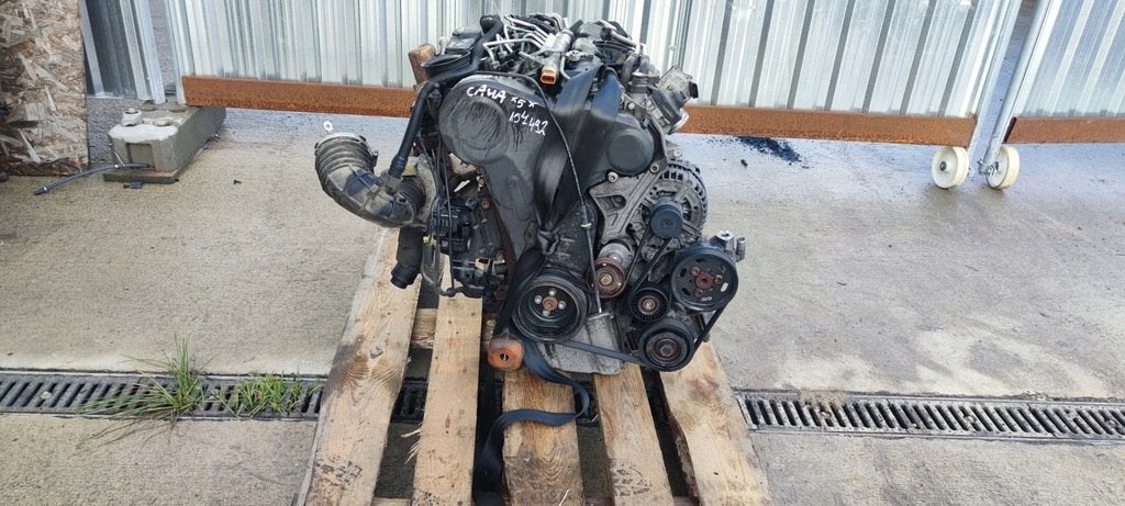 Moteur CAHB Complet A4 A5 AUDI A6 Q5, Autos : Pièces & Accessoires, Envoi, Utilisé, Daihatsu