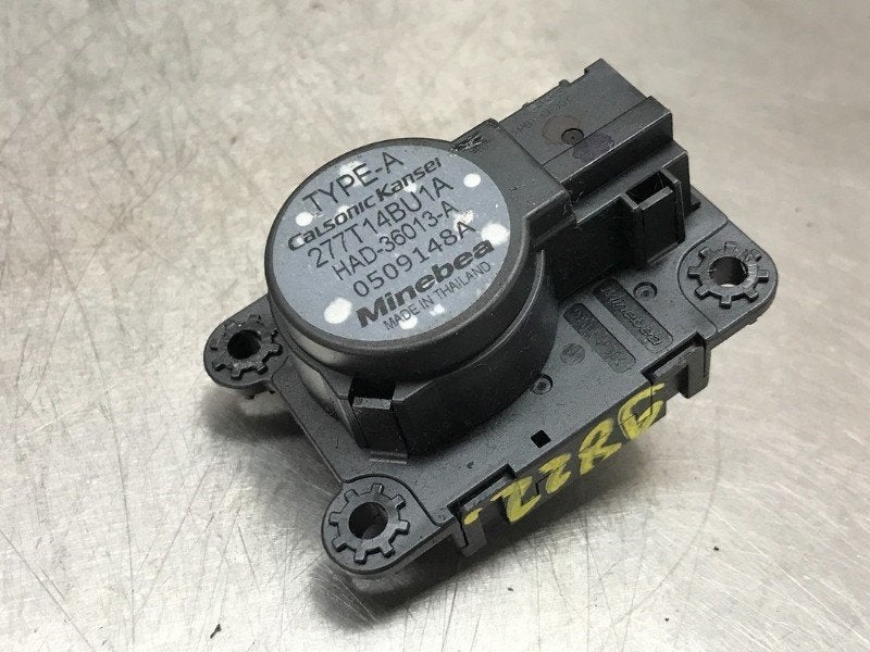 ACTIONNEUR MOTEUR VOLET CHAUFFAGE Nissan Qashqai (J11), Utilisé, Nissan