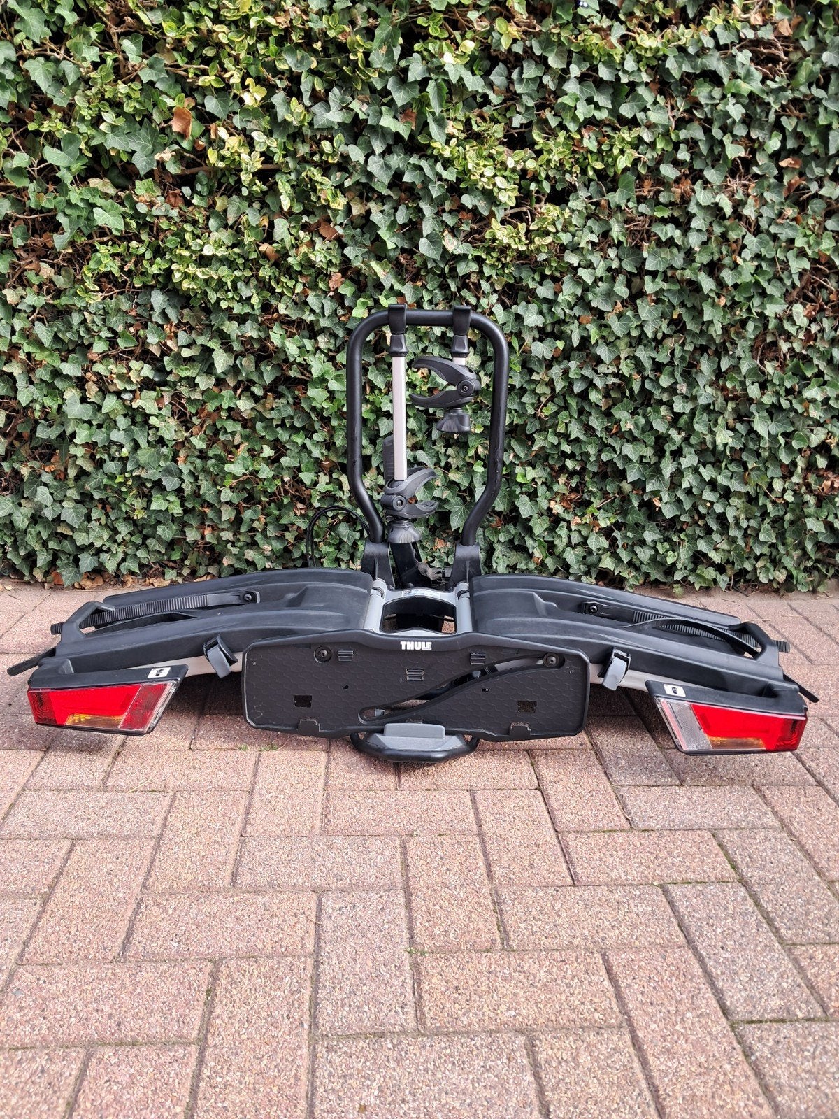 Thule aesyfold XT 2 933 geschikt voor alle fietsen., Auto diversen, Fietsendragers, Ophalen, Zo goed als nieuw, Brede banden, 2 fietsen