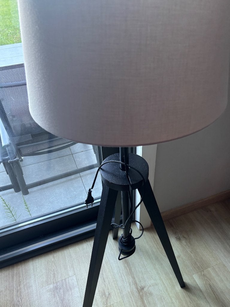 Lampadaire ikea, Comme neuf, Contemporain, Enlèvement, 100 à 150 cm
