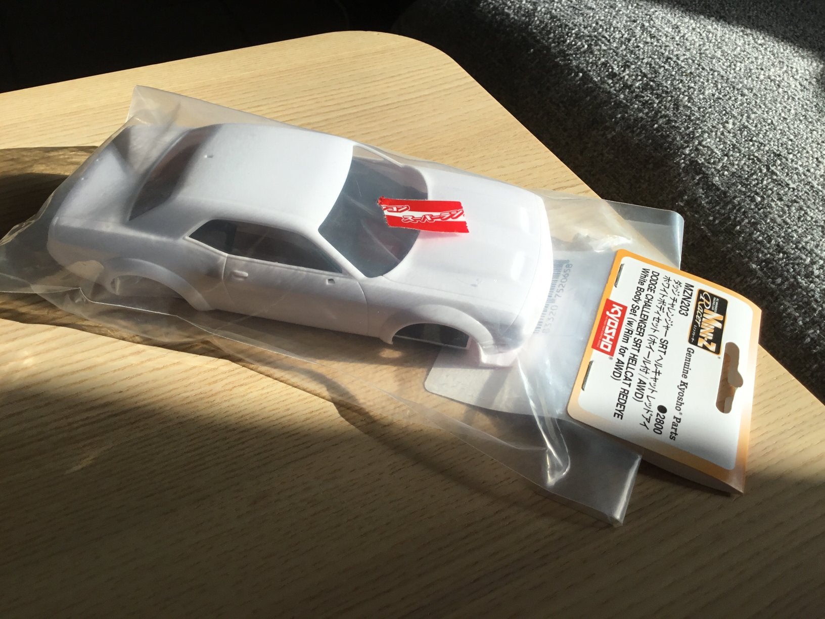 Kyosho Mini Z body Dodge Challenger Srt Hellcat, Enlèvement, Neuf