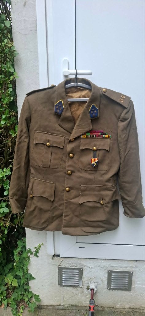 Veste de capitaine-commandant vétérans ww2, Collections, Objets militaires | Seconde Guerre mondiale, Enlèvement ou Envoi