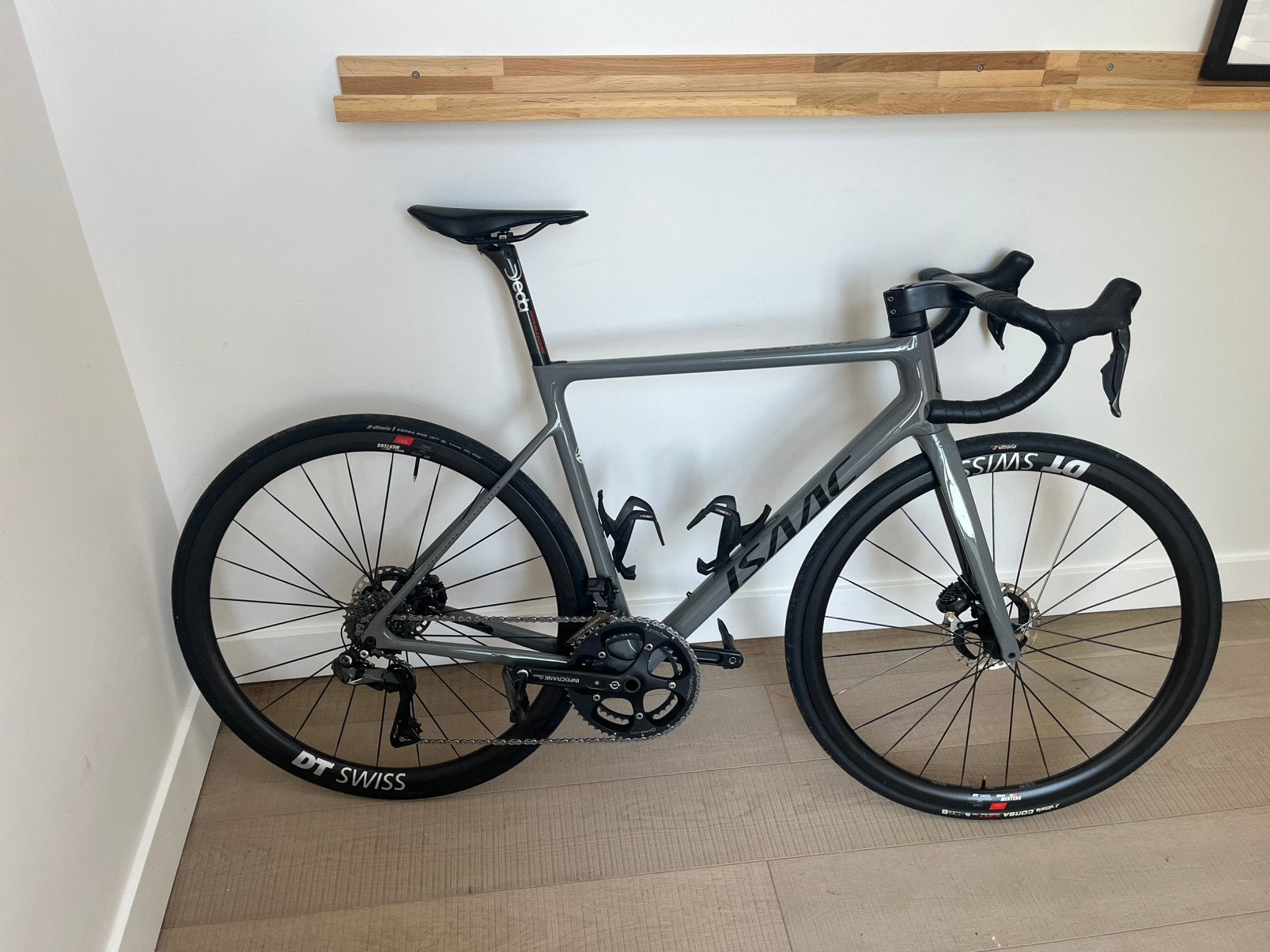 Isaac element maat 56 *zonder wielen*, Carbon, Zo goed als nieuw, Schijfrem, 53 tot 57 cm