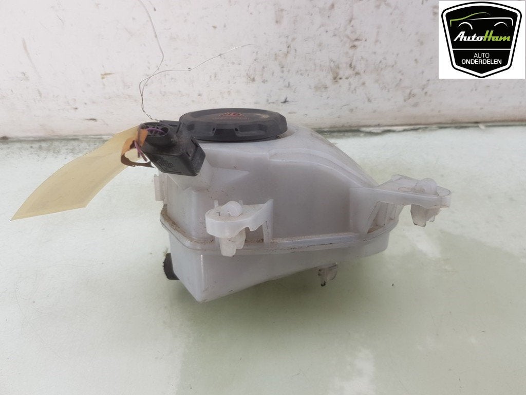 EXPANSIERESERVOIR Volkswagen Taigo (01-2021/03-2024), Dhr. J. Ham, Gebruikt, Volkswagen, Administratie@autoham.nl