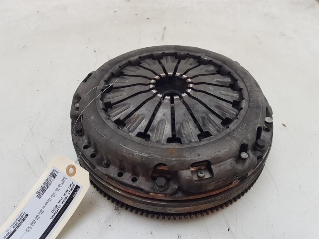 VLIEGWIEL DUBBELE MASSA Ford Kuga II (DM2) (01-2012/06-2019), Auto-onderdelen, Gebruikt, Ford