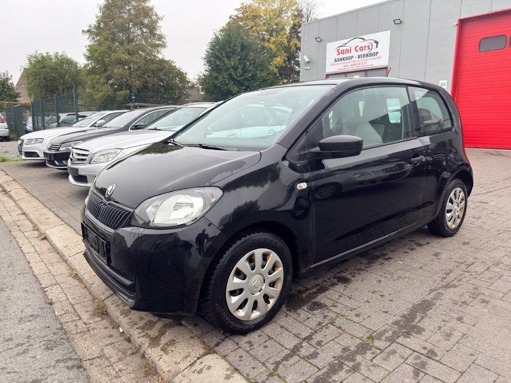 Skoda Citigo 1.0 benzine Bj 2014 131000 km Goede staat, Auto's, Voorwielaandrijving, Stof, Zwart, https://public.car-pass.be/vhr/60794f1f-2ef4-4ab6-b5c6-c332be2a45d5