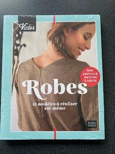 La Maison Victor 15 modèles de robes New, en français., Enlèvement ou Envoi, Neuf