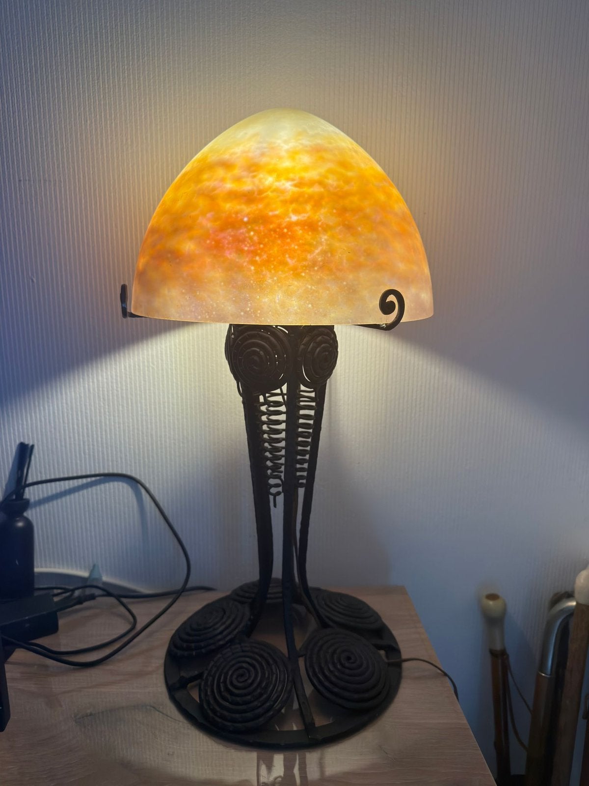 Antieke Art Deco tafellamp van smeedijzer, Enlèvement, Utilisé, Lampe champignon, Art déco