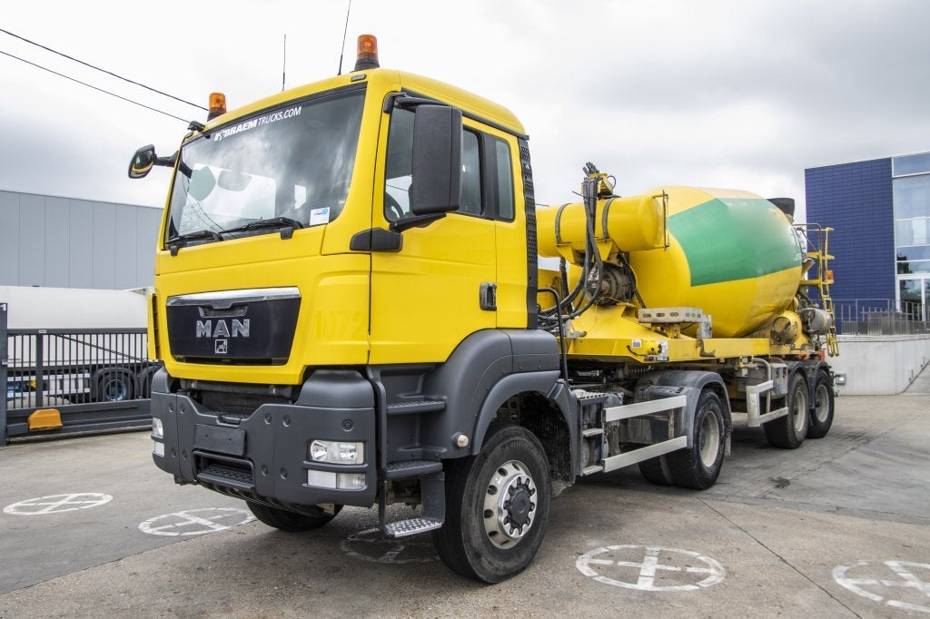 MAN TGS 18.360 BLS 4X4 + SEMI MIXER 10M3 (bj 2011), Auto's, Euro 5, Achterwielaandrijving, 360 pk, Geel