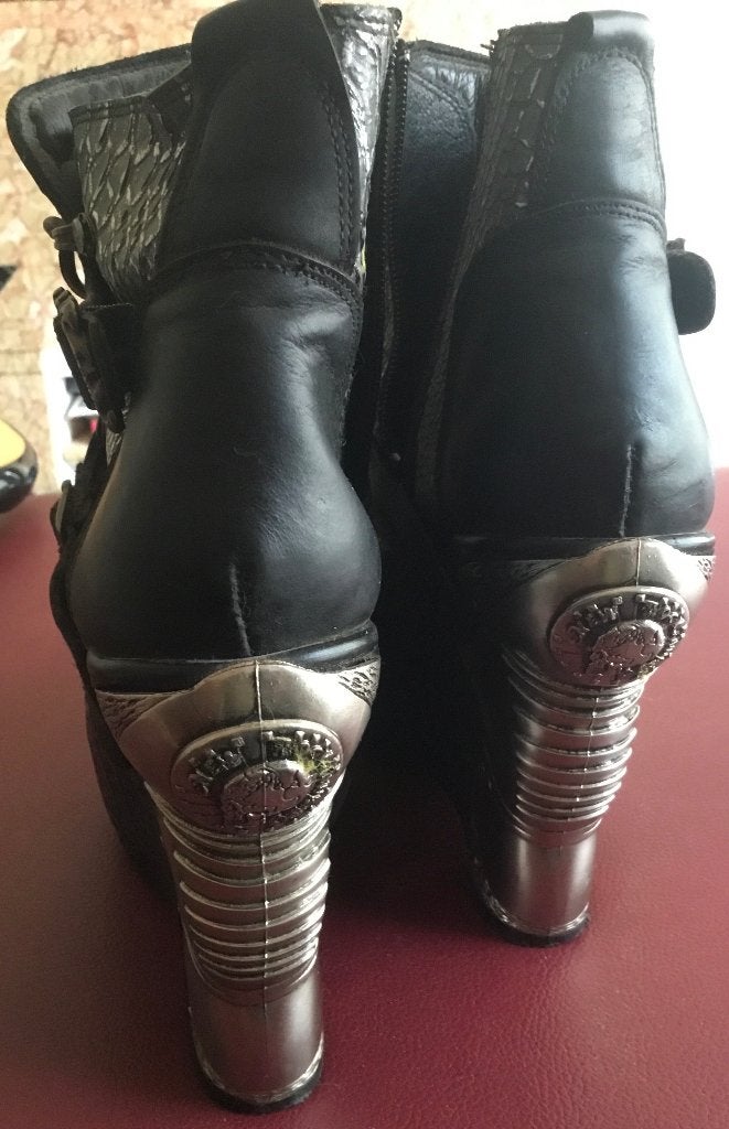 New Rock - Chaussures femme, Kleding | Dames, Schoenen, Ophalen, Hoge laarzen, Zwart, Zo goed als nieuw