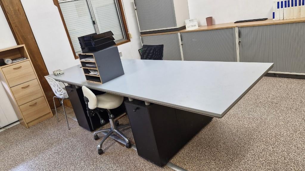 Mobilier meuble bureau, Salle de réunion ou de Présentation, Enlèvement, Utilisé, Bureau