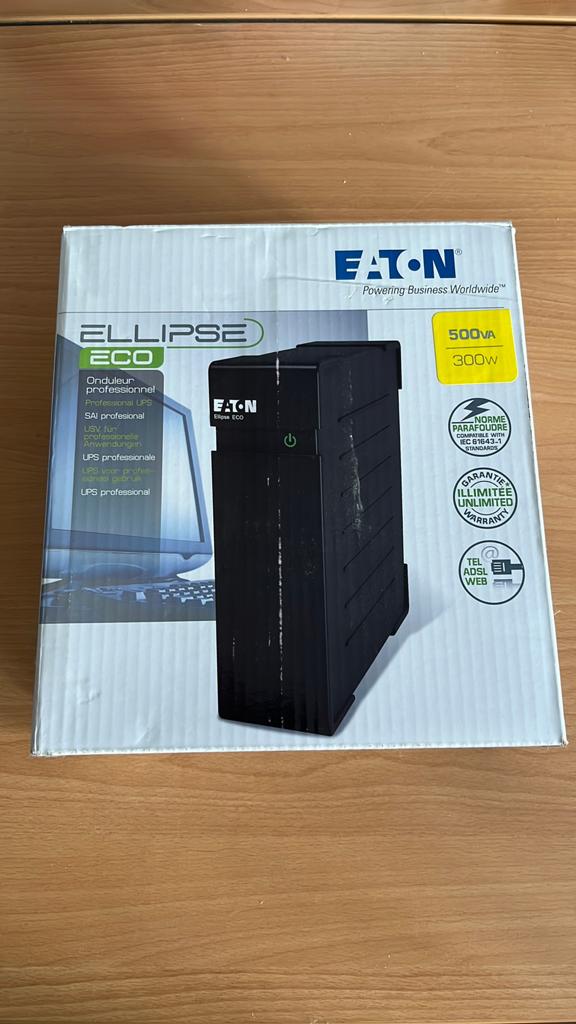 Ups 300w nieuw met 4 stopcontacten op de uitgang, Télécoms, Batteries externes, Enlèvement, Comme neuf