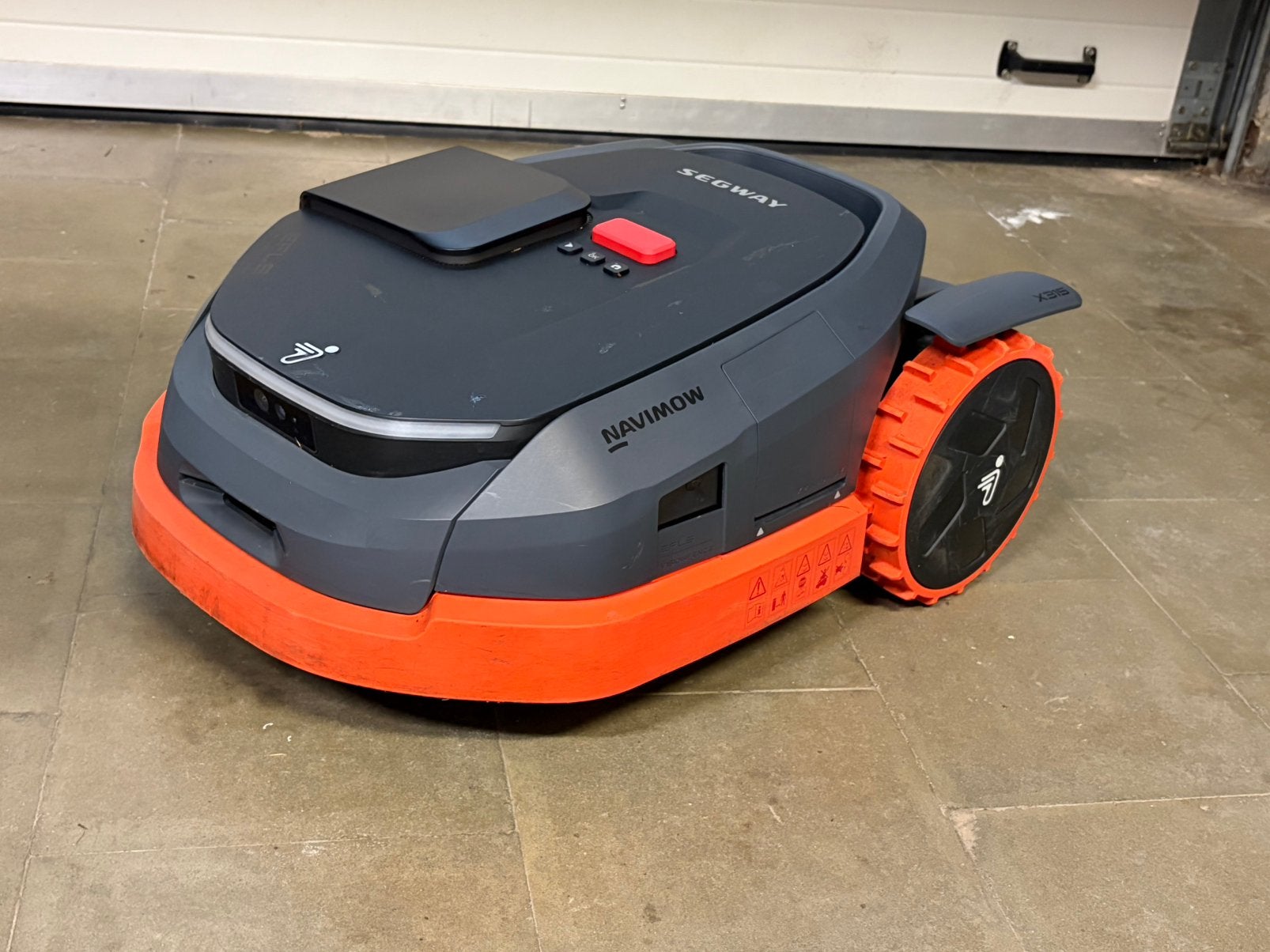 Tondeuse à gazon robotisée Segway Navimow X315 1500m2, Enlèvement ou Envoi, Utilisé, Avec capteur de pluie