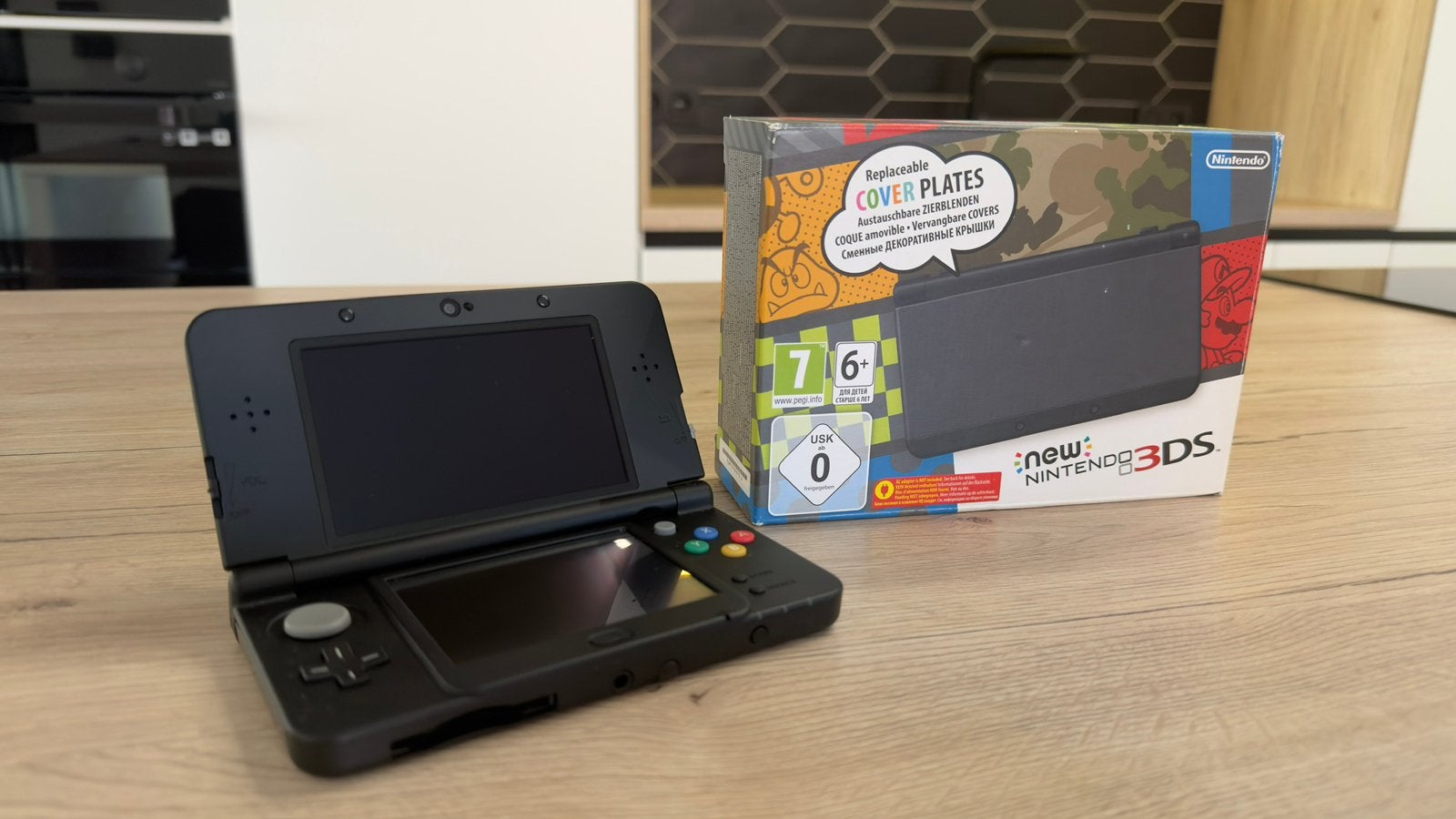 New Nintendo 3DS - Black, Games en Spelcomputers, Ophalen, Zo goed als nieuw, 3DS