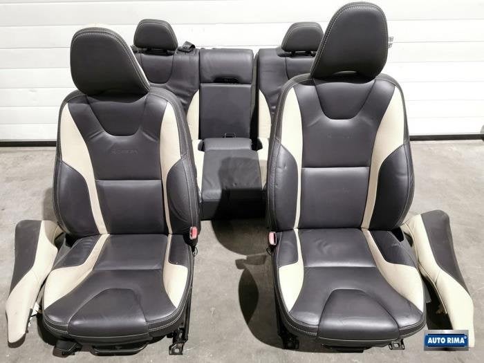 Bekleding Set (compleet) van een Volvo XC60, Gebruikt, -, -, Ophalen of Verzenden