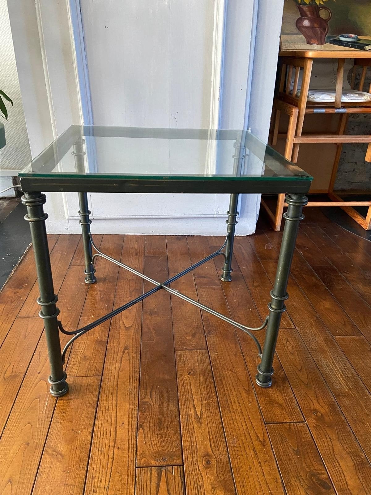 Table d appoint, Enlèvement