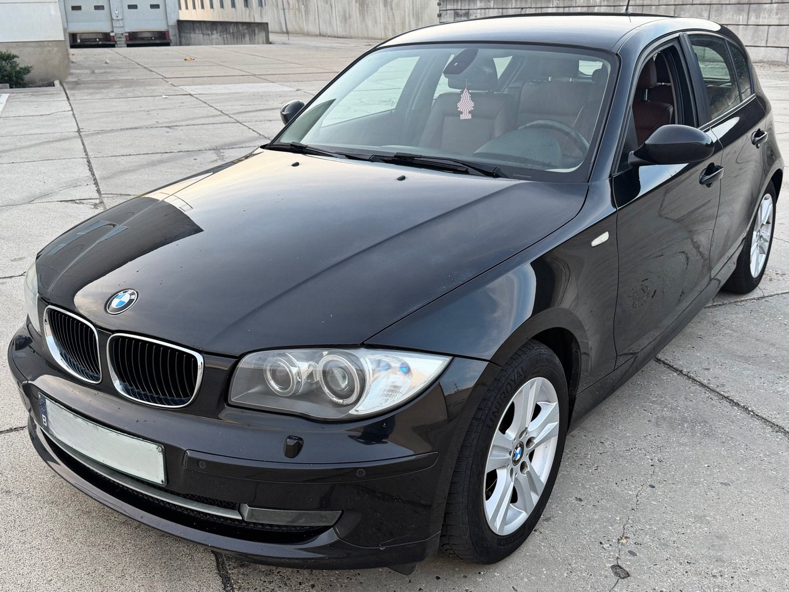 BMW 118d met - 200.000km -  bj 2008 Xenon Leder - Gekeurd !, Auto's, BMW, 4 cilinders, Zwart, Leder, Bruin