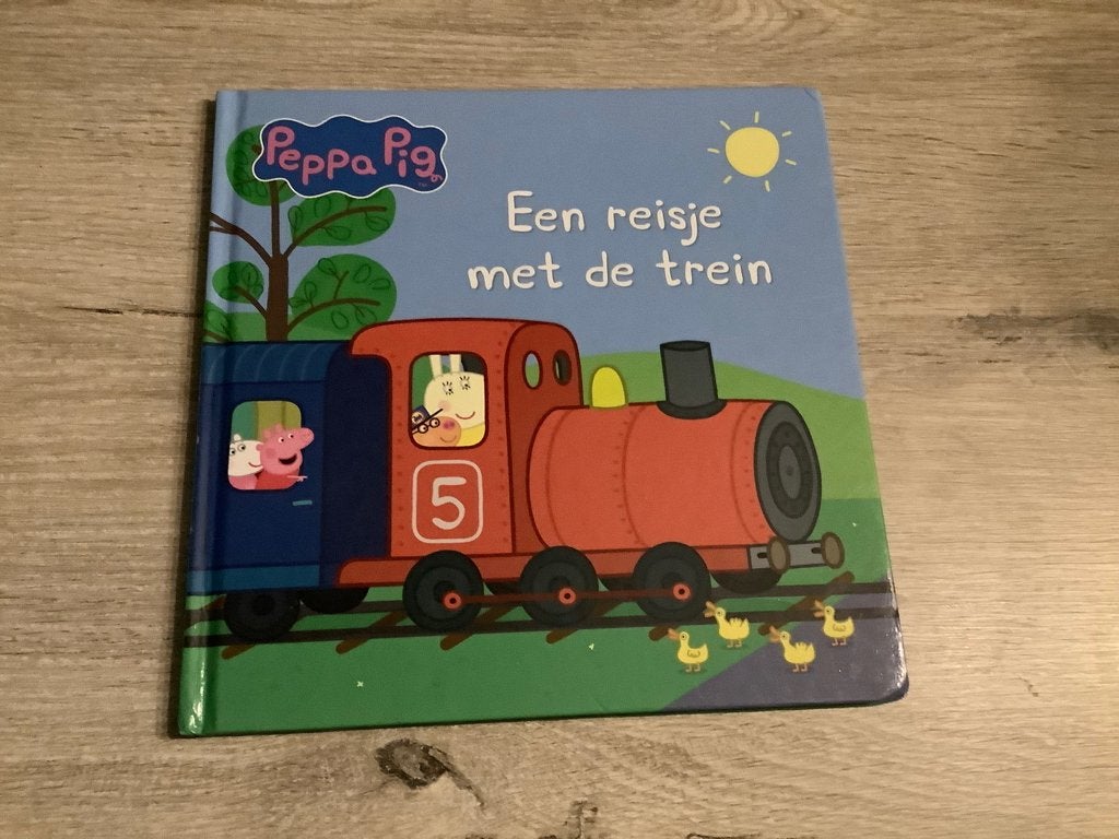 Peppa Pig een reisje met de trein voorleesboek, Boeken, Non-fictie, Ophalen of Verzenden, Zo goed als nieuw, Voorleesboek