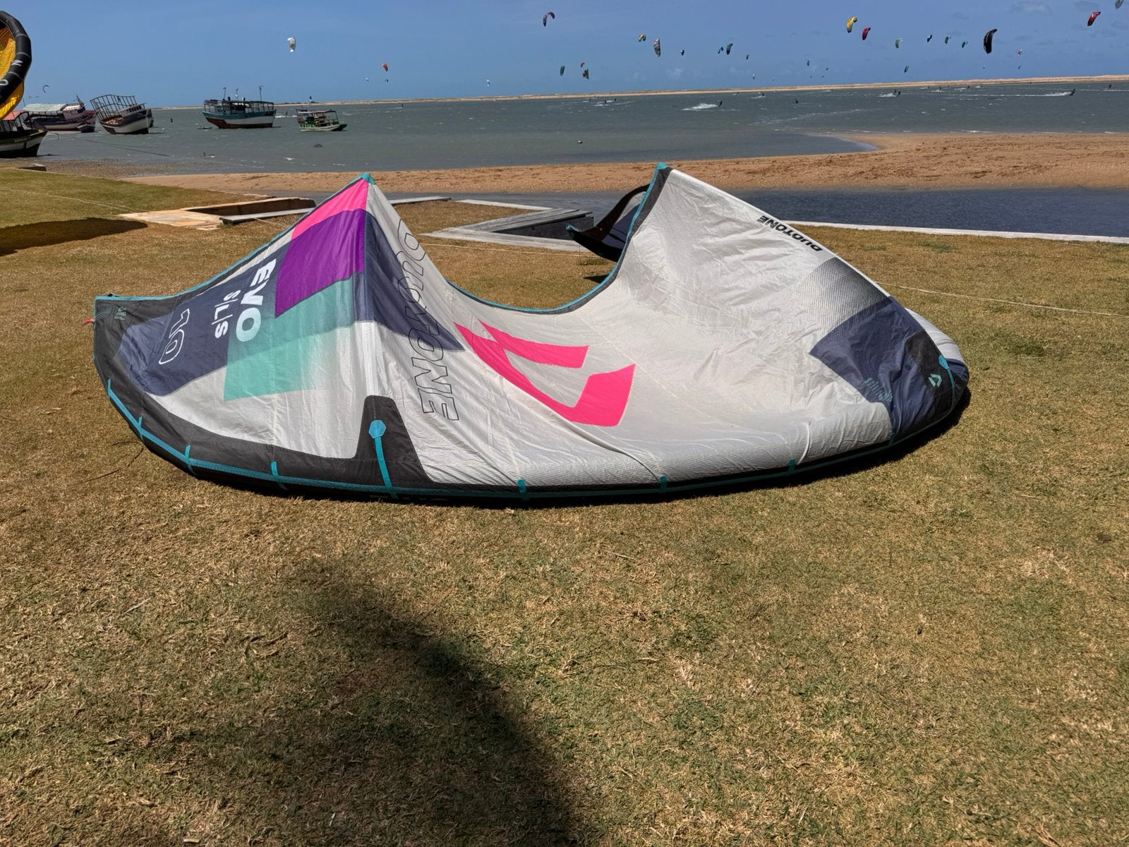 Duotone EVO SLS 10m2 - 2021, Sports nautiques & Bateaux, Kitesurf, Enlèvement, Utilisé, 10 m², Kite
