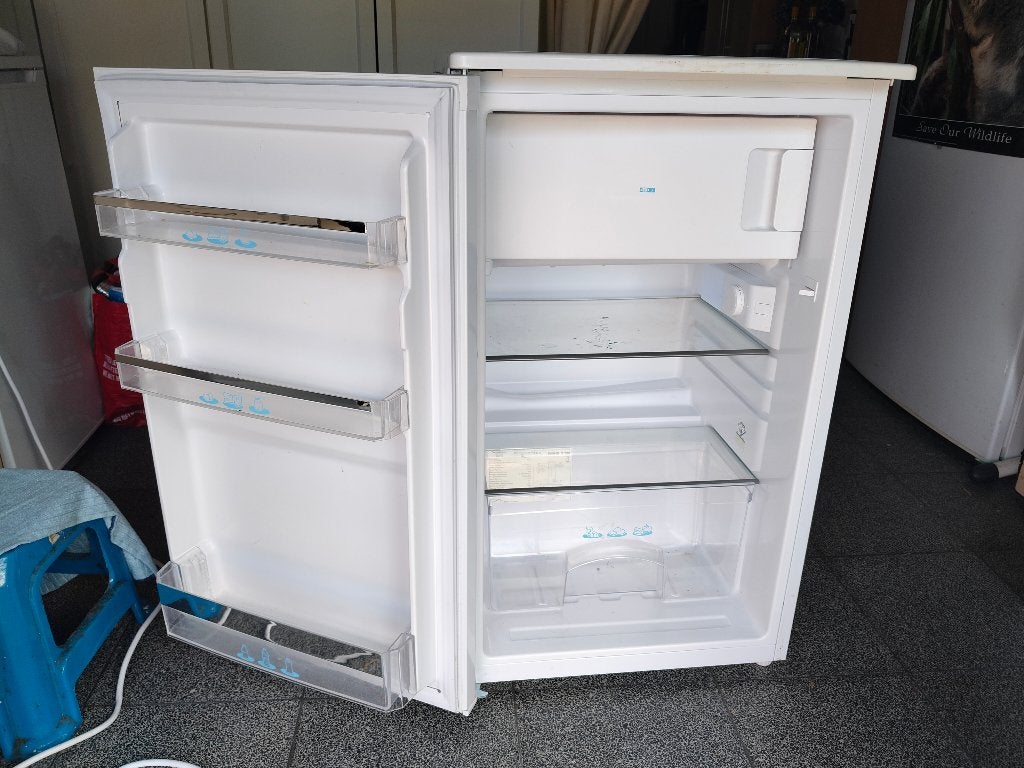 Réfrigérateur avec congélateur, Avec compartiment congélateur, Enlèvement, Utilisé, 45 à 60 cm