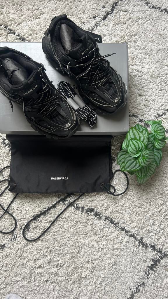 Balenciaga Tracks, Verzenden, Zwart, Sneakers, Gedragen