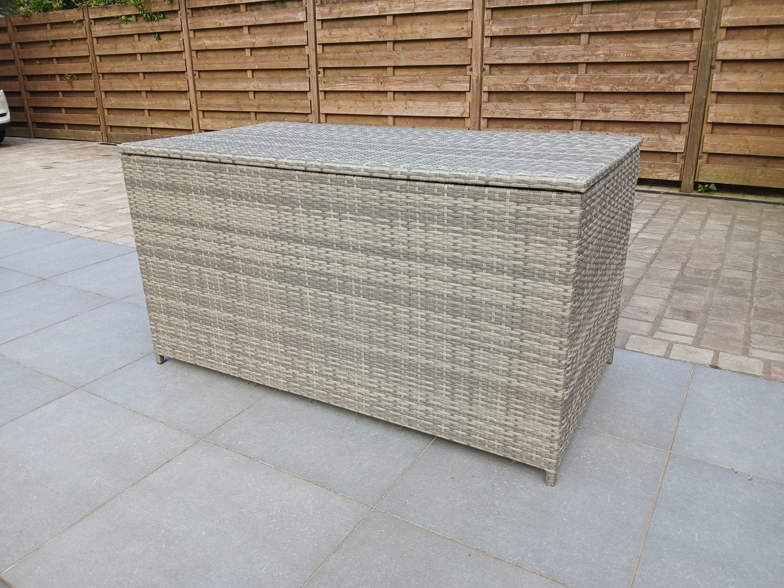 Te koop opbergbox voor tuinkussens, Ophalen